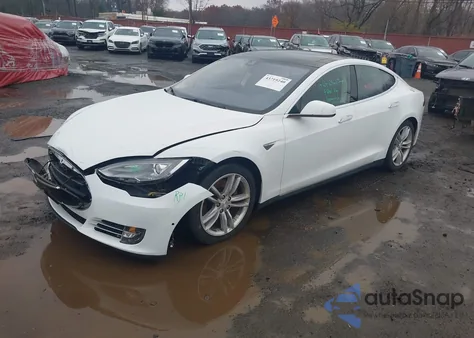 2015 Tesla Model S 70D/85D/P85D из США, поврежденный, VIN 5YJSA1H21FFP77850